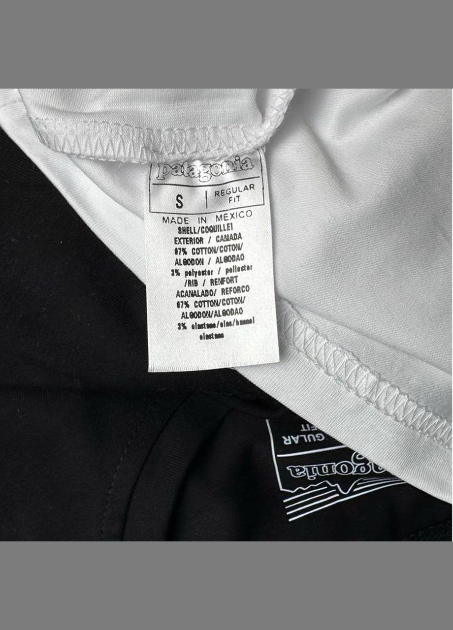 Черная футболка (черный цвет) No Brand