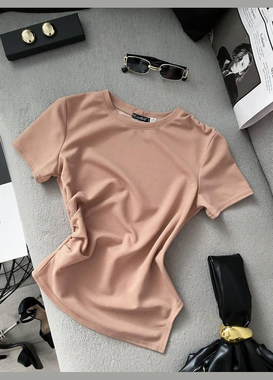 Жіноча футболк з акцентним низом та ефектом утяжки MonCher - (336346369)