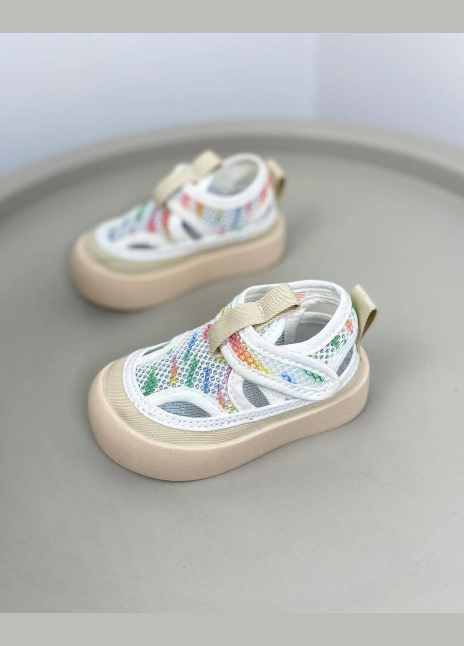 Бежеві літні дитячі кросівки бежеві 948 No Brand