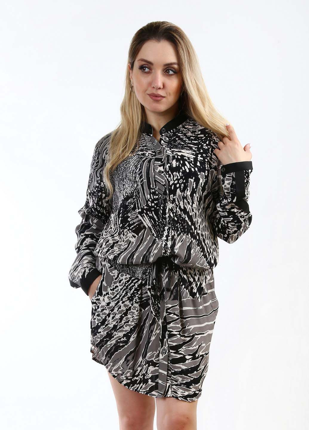 Черно-белое кэжуал платье NU DENMARK с абстрактным узором