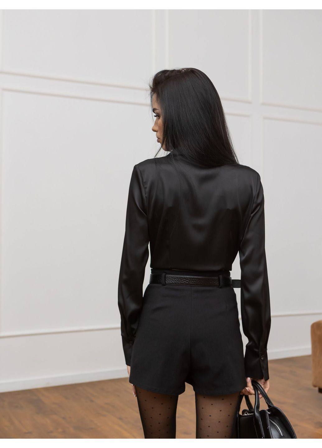 Чорна жіноча укорочена сорочка "б'юті" з довгим рукавом (td-2968720165059-1) TessDress