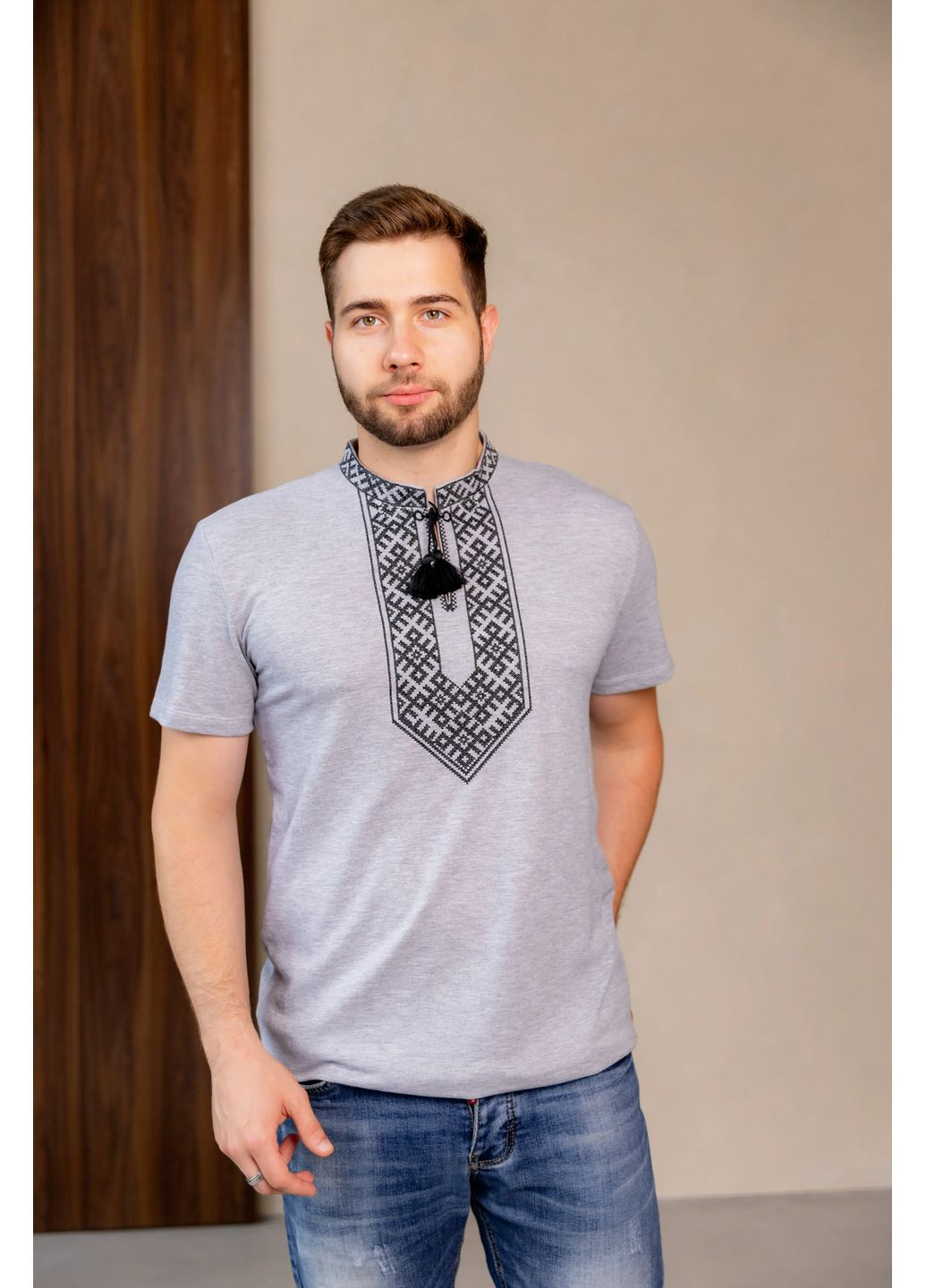 Сіра чоловіча футболка вишиванка височінь сіра з чорним Galychanka (365591370)