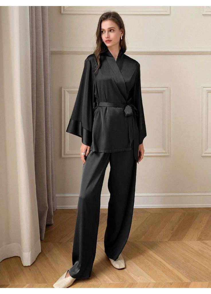 Черная всесезон комплект пижамный домашний женский атласный kimono рубашка + брюки No Brand Комплект піжамний Kimono чорний