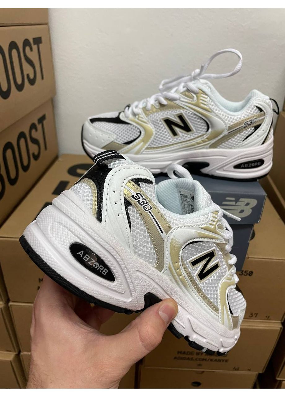 Чорні Осінні кросівки чоловічі new balance 530 white gold black premium нью беланс 530 No Brand