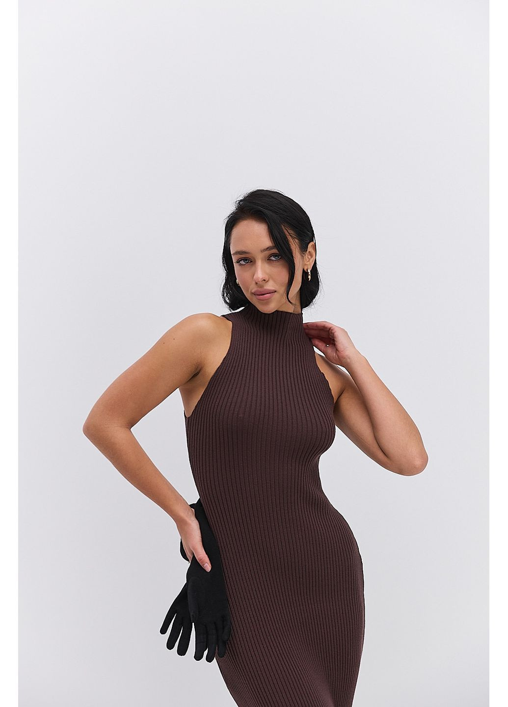 Коричнева довге вязане плаття без рукавів чорне Arjen