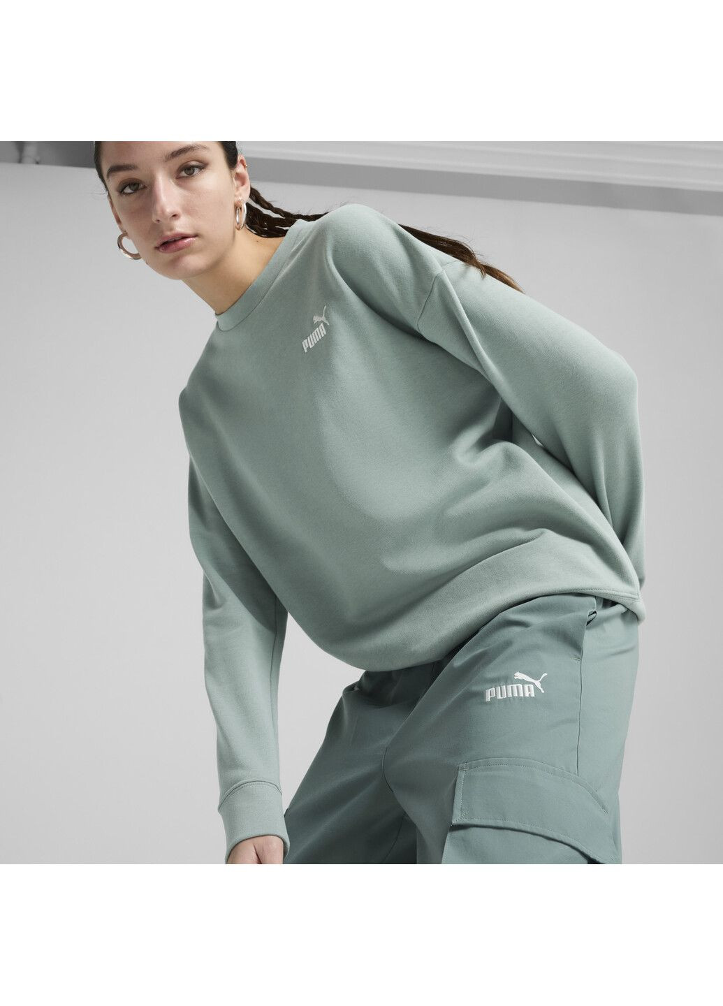 Брюки-карго Essentials Small No. 1 Logo Woven Cargo Pants Women Puma (316712753)