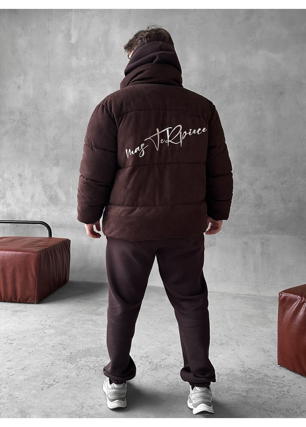 Коричневий зимній Пуховик Україна