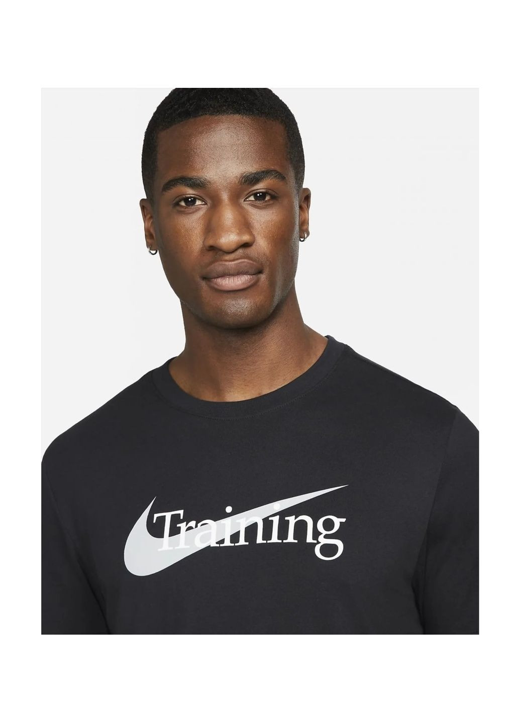 Чорна футболка чоловіча dri-fit swoosh training tee black Nike