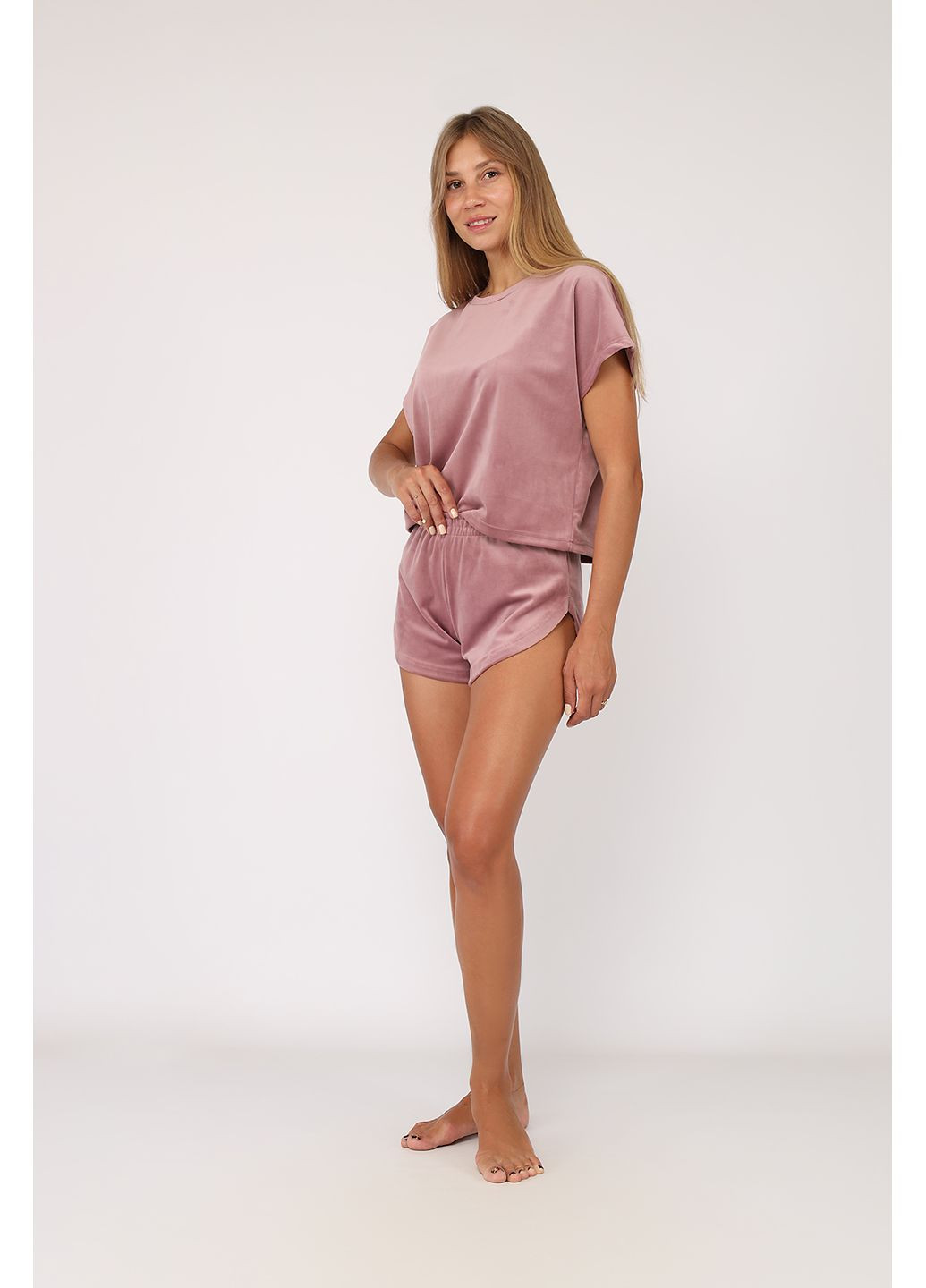 Світло-рожева всесезон піжама з шортами жіноча колір пудровий цб-00280687 Yuki