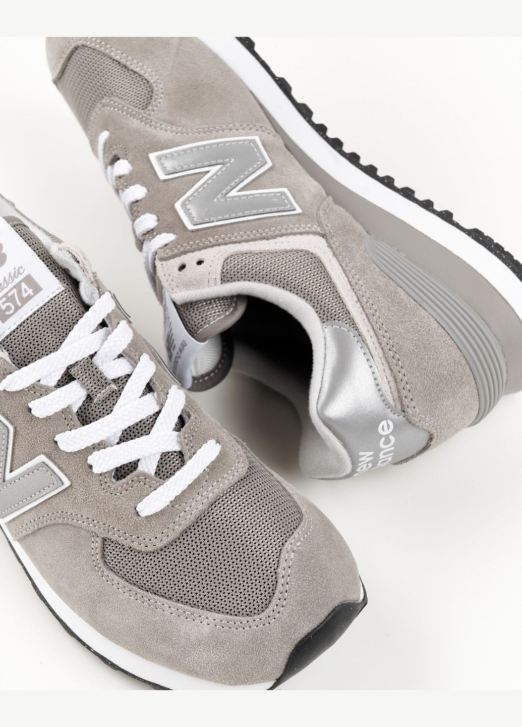 Сірі всесезон кросівки чоловічі 574 ml574evg весна-літо замша текстиль сітка сірі New Balance