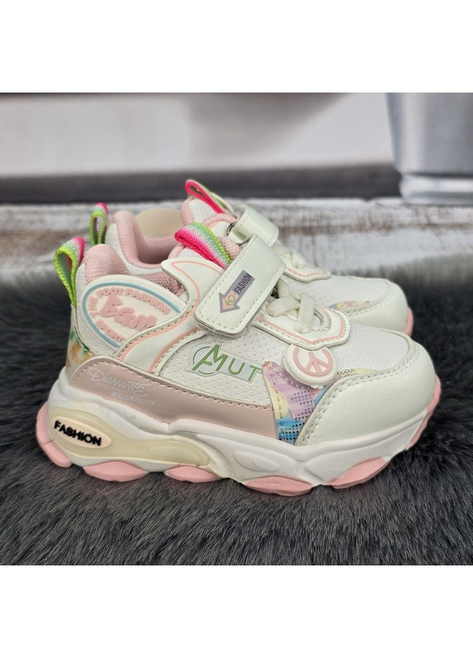 Белые демисезонные кроссовки детские для девочки Paliament