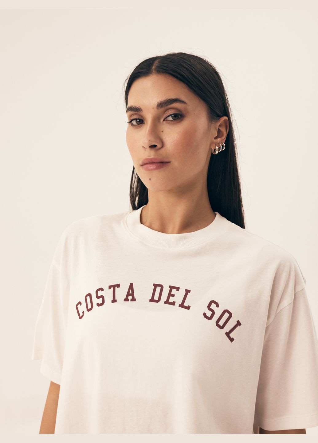 Молочна всесезон піжама жіноча з короткими шортами 42770 nimes футболка + шорти Henderson