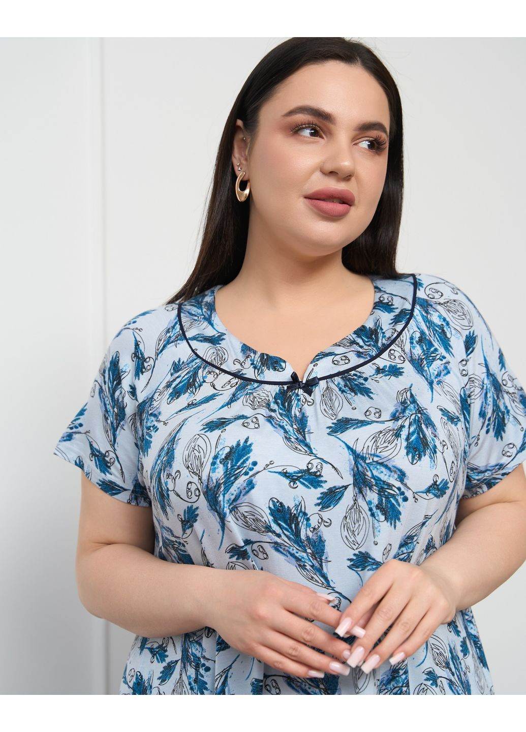 Вискозная сорочка Plus Size в мелкие веточки Nicoletta (349444377)