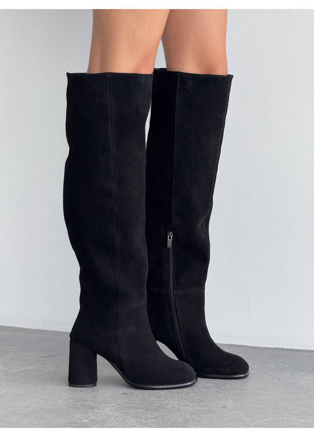 Черные осенние демисезонные ботфорты No Brand