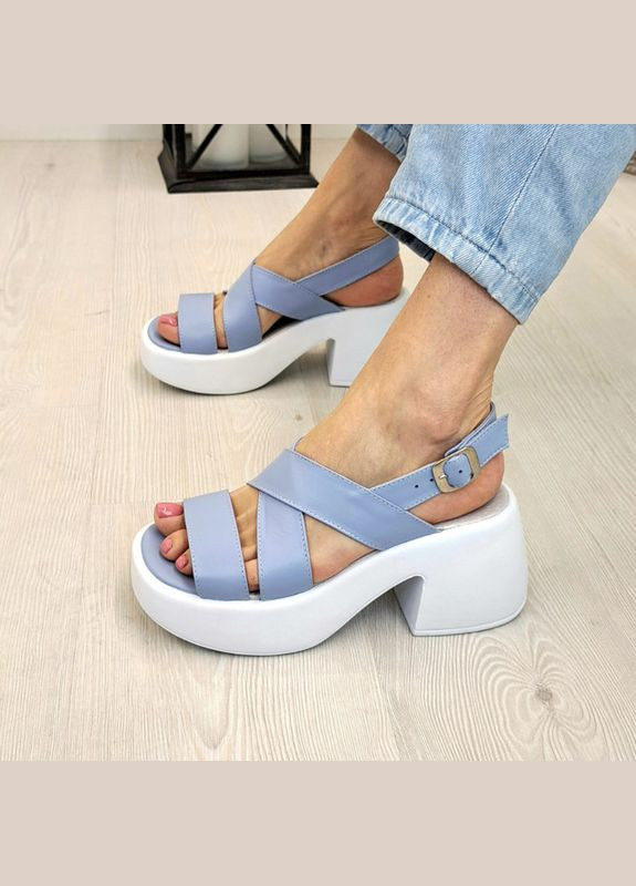 Голубые босоножки женские кожаные на широком каблуке.. 39 размер Vasha para