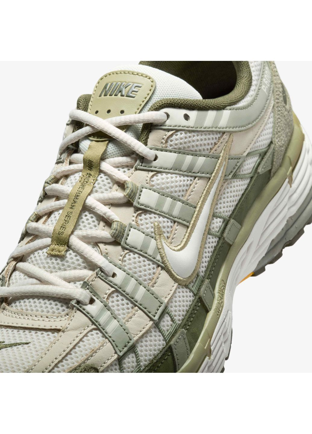 Бежеві кросівки p-6000 Nike