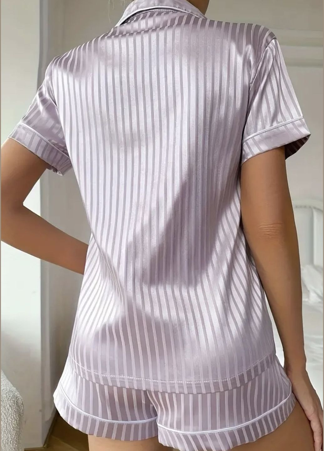 Светло-розовая легкая женская пижама с коротким рукавом и шортами. No Brand