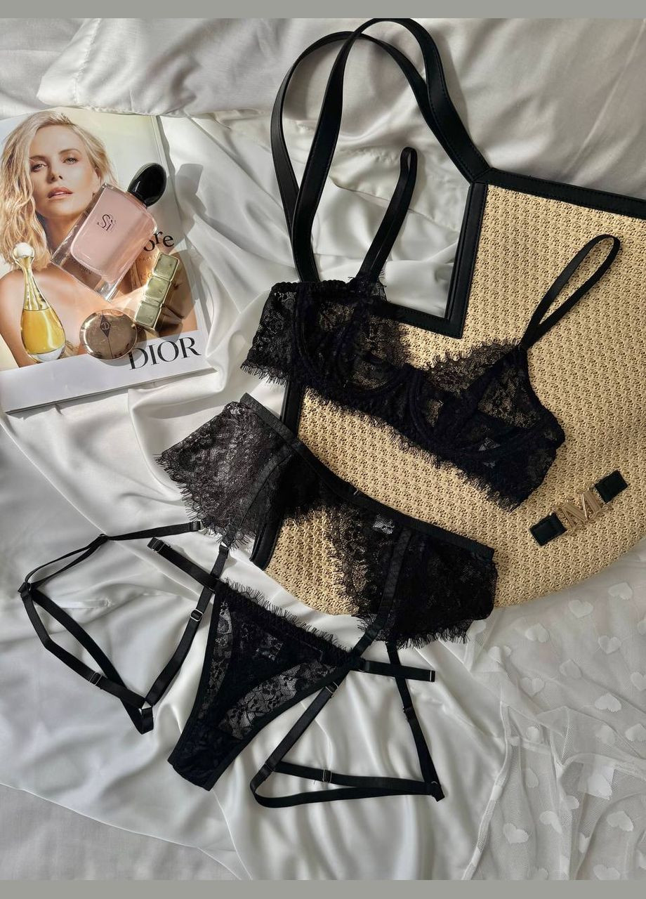 Чорний комплект жіночої білизни з поясом та гартерами Simply sexy