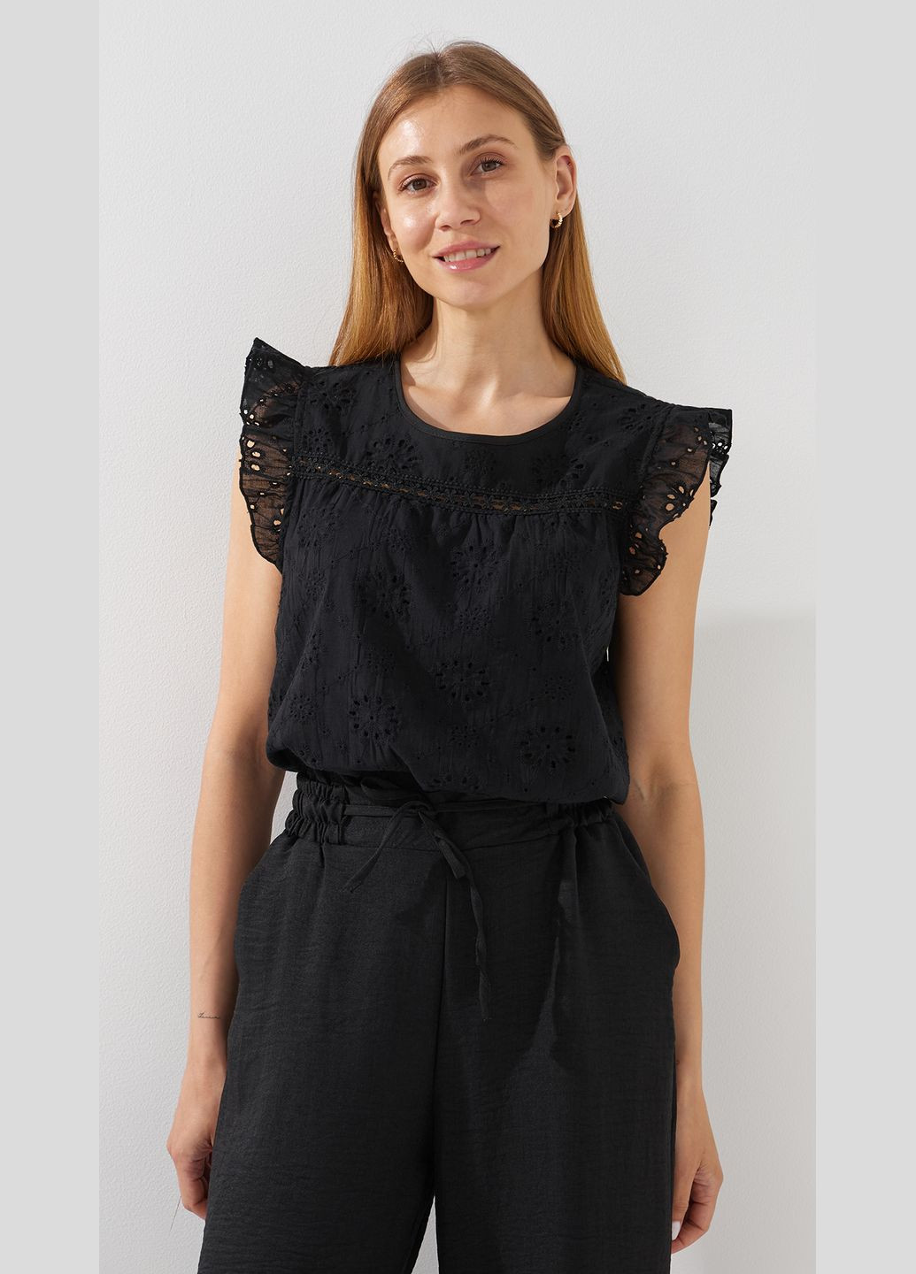 Чорна блуза однотонна жіноча 2506 shop (2000991037823) No Brand