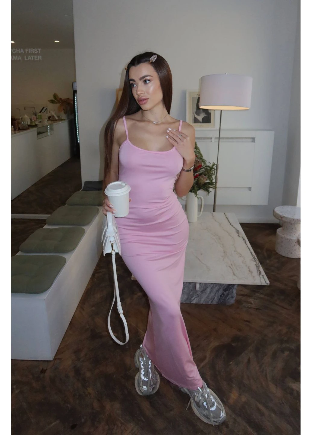 Рожева сукня довга еластична на шлейках Fashion