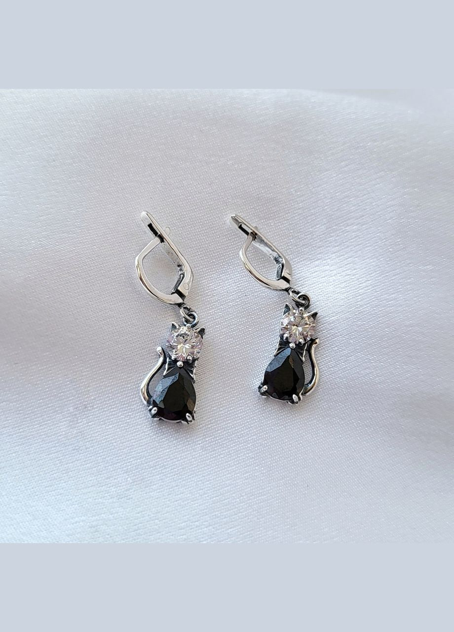 Срібні сережки з підвіскою Кішка з Чорним камінням срібло 925 проби Чорнене 2473 5.72г No Brand (331769709)