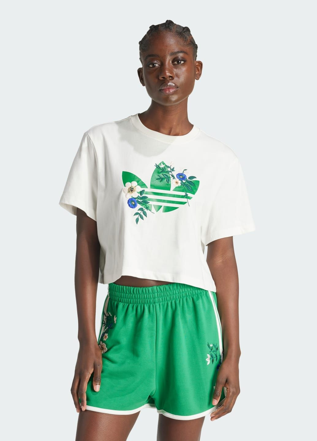 Біла всесезон футболка fashion graphics floral trefoil adidas