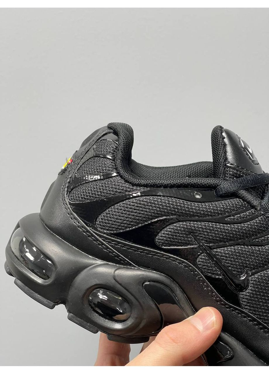 Кроссовки Nike Air Max Plus Triple Black 604133-050 No Brand чёрные демисезоны (366337509)