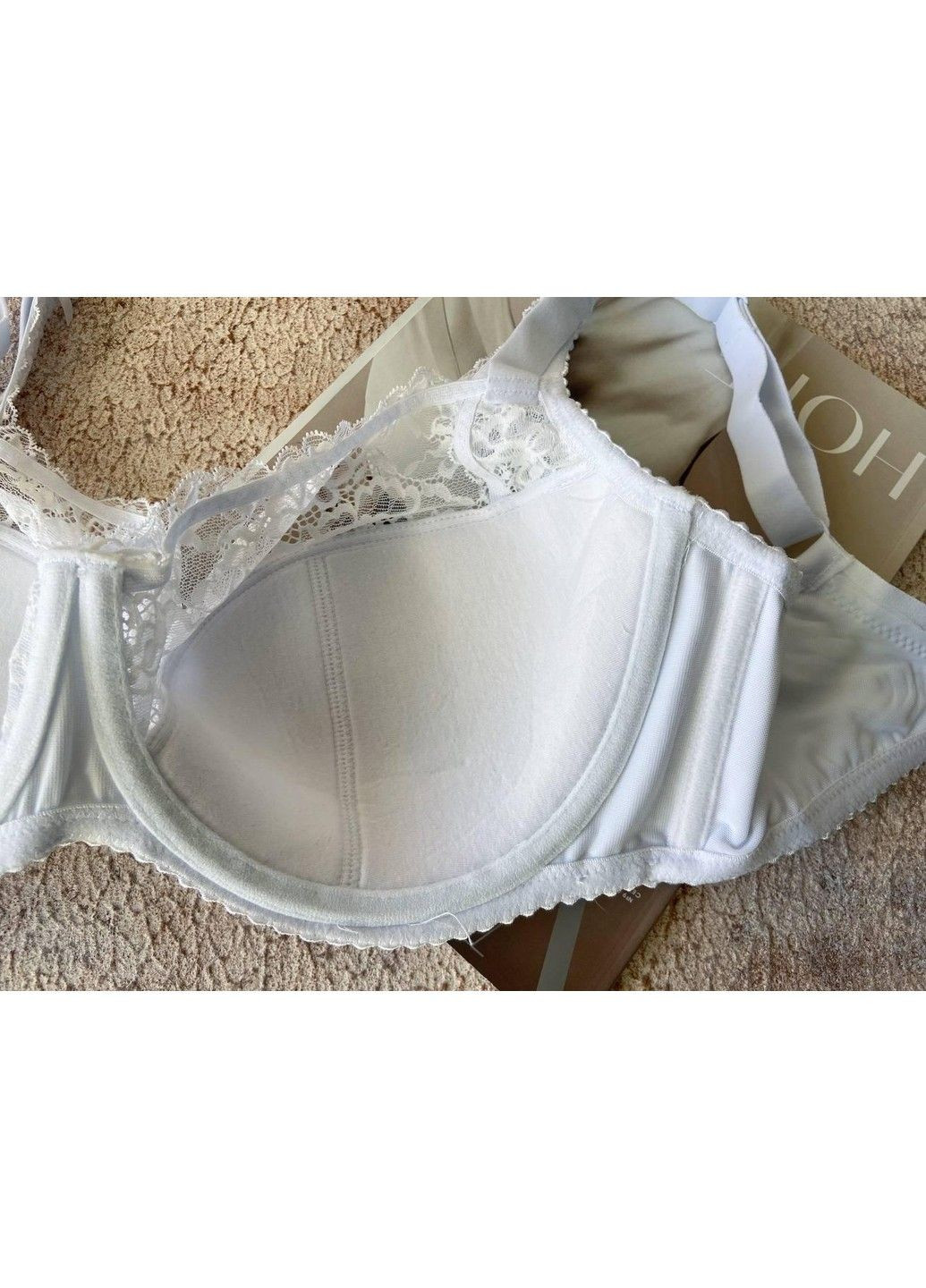 Белый бюстгальтер f полупоролоновый 11679 белый Lanny Mode