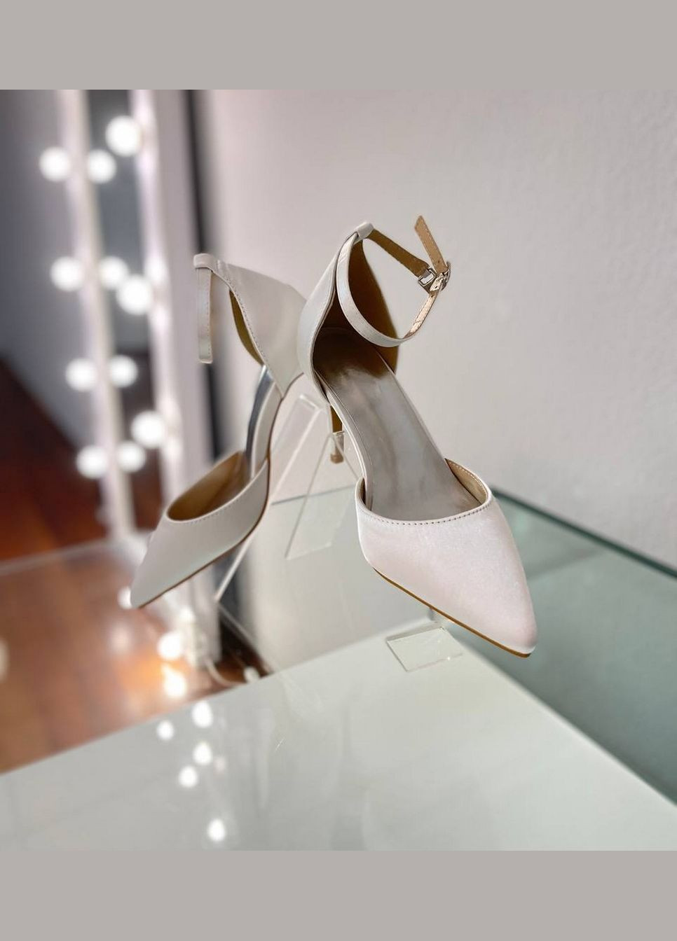 No Brand Весільні жіночі туфлі сатинові з брошкою (знімається) 8 см - Білий колір білий з текстиль, — літо (322414640)