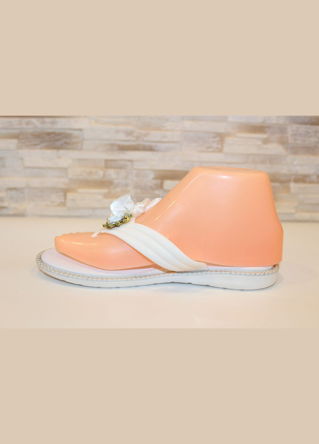 Белые повседневные, пляжные вьетнамки женские белого цвета с цветами No Brand с цветами