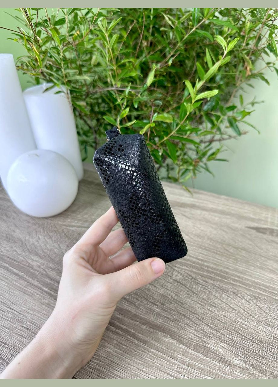 Ключница кожаная для обычных ключей на змейке с карабином VI&VA (299383306)