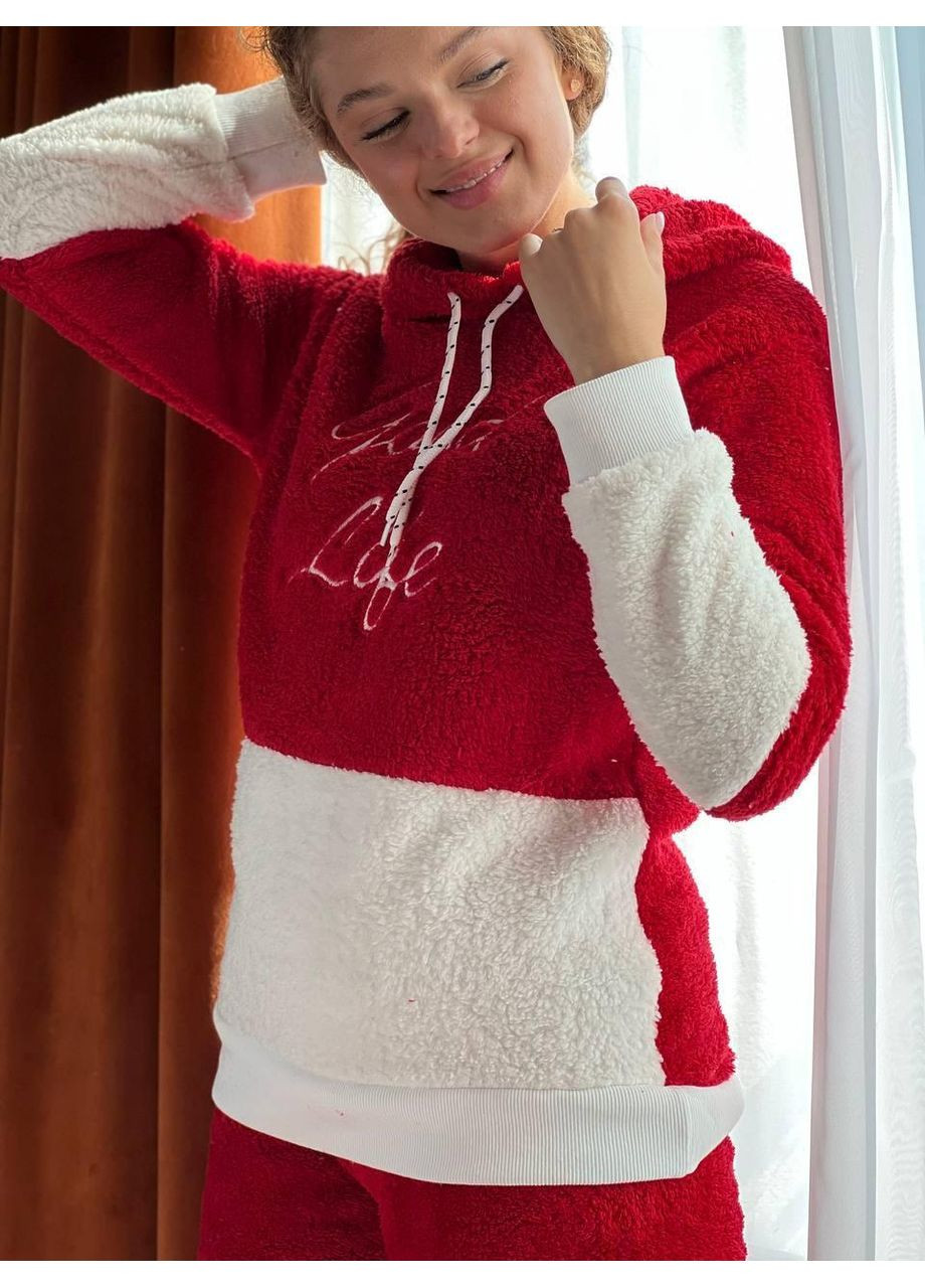 Комбинированная флисовая пижама красно-белая теплая женская с худыми. домашний зимний плюшевый красно-белый мягкий комплект. No Brand