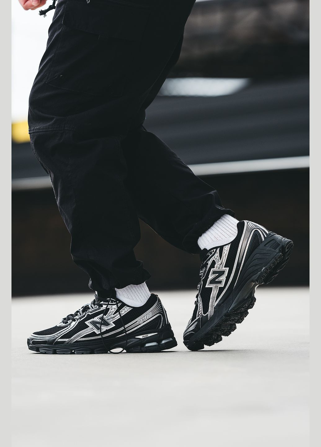 Черные всесезонные кроссовки мужские и женские new balance 740 black white | нью беланс 740 черные белые No Brand