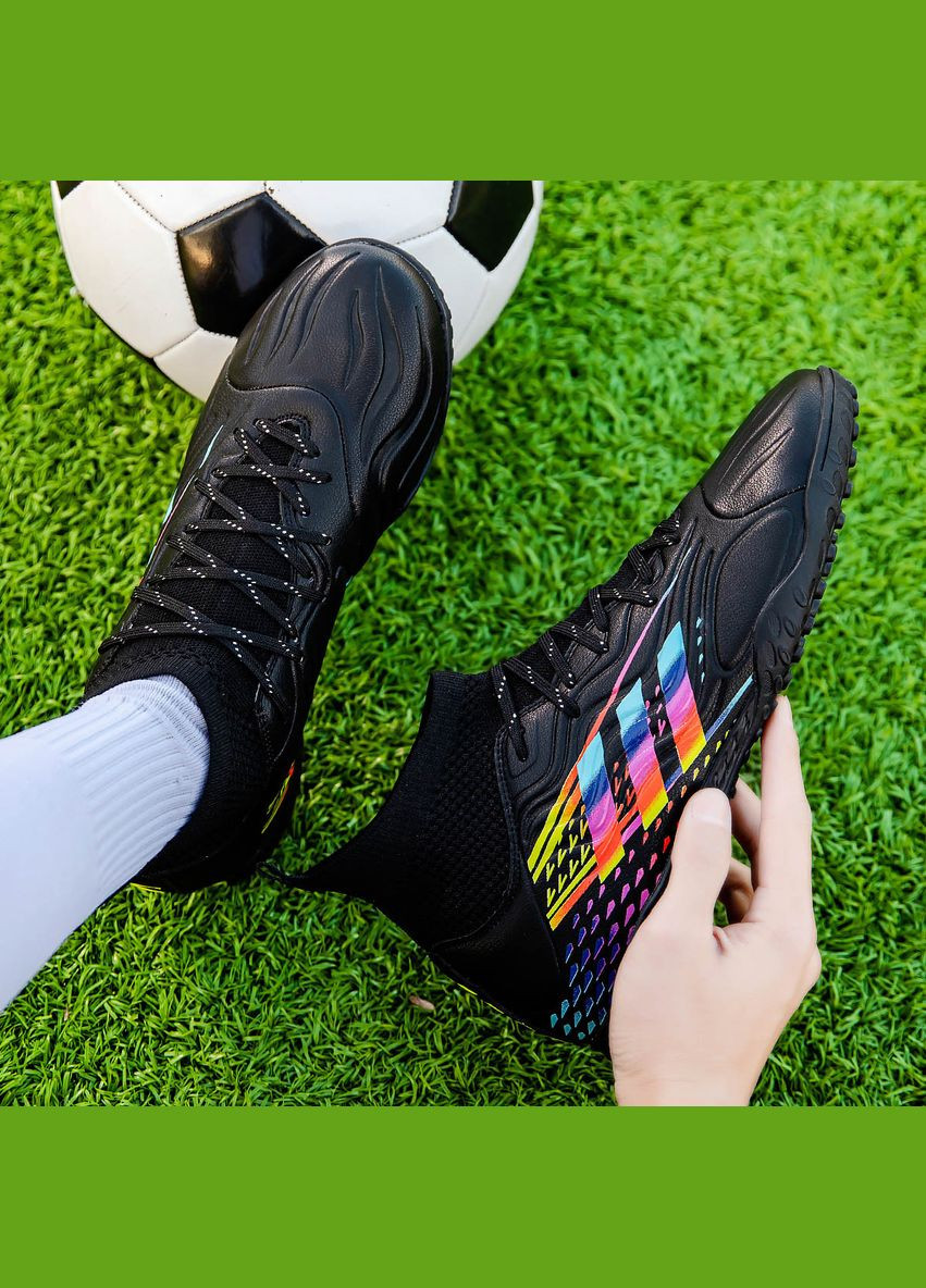 Черные футбольные сороконожки No Brand без шнурков