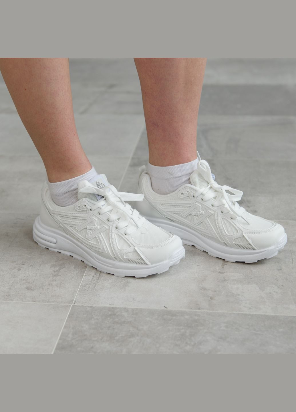 Белые демисезонные женские кроссовки деми No Brand