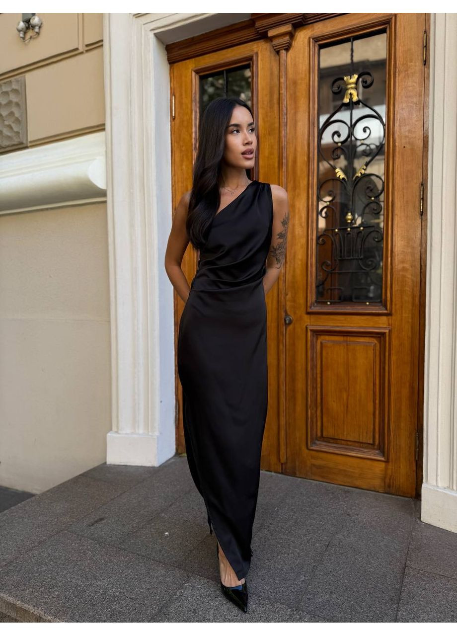 Чорна вечірня шовкова сукня максі чорного кольору 34375 а-силует Fashion однотонна