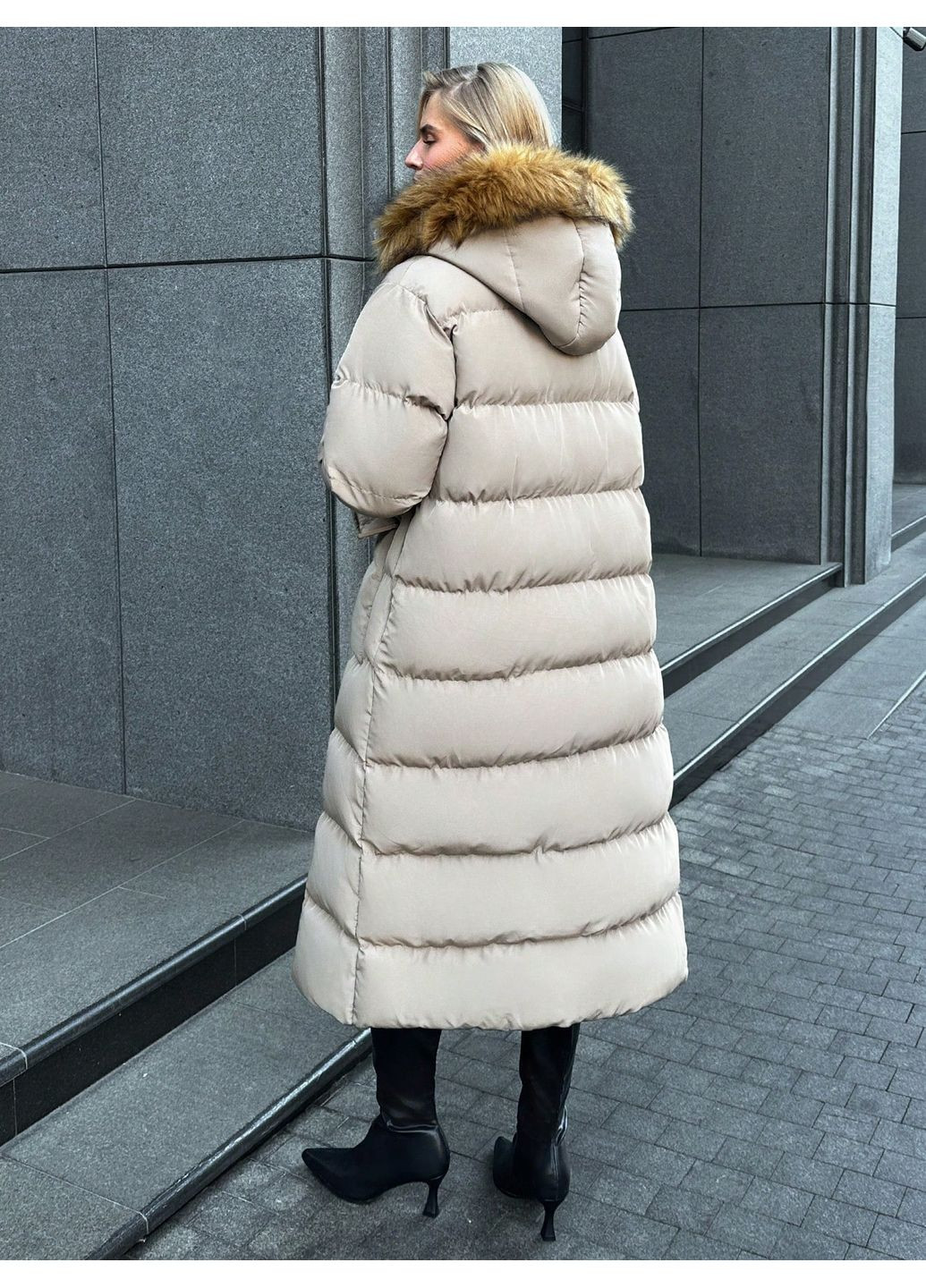 Сіра зимня куртка SHEIN