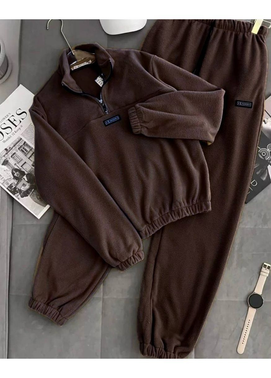 Флисовый женский костюм с нашивками. No Brand (362209232)