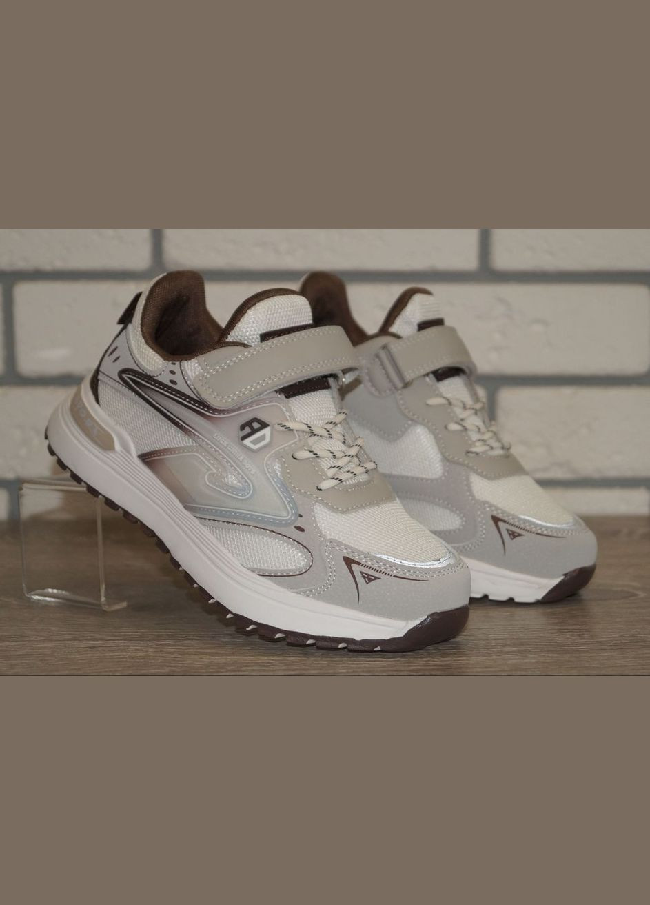 Бежеві осінні кросівки спортивні підліткові бежеві з коричневим BBT