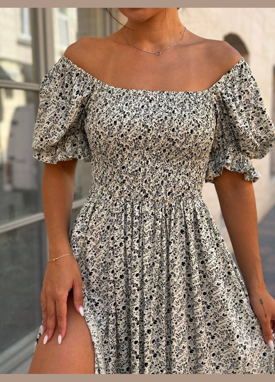 Черно-белое повседневный, праздничный женское длинное летнее платье с разрезом а-силуэт Україна с цветочным принтом