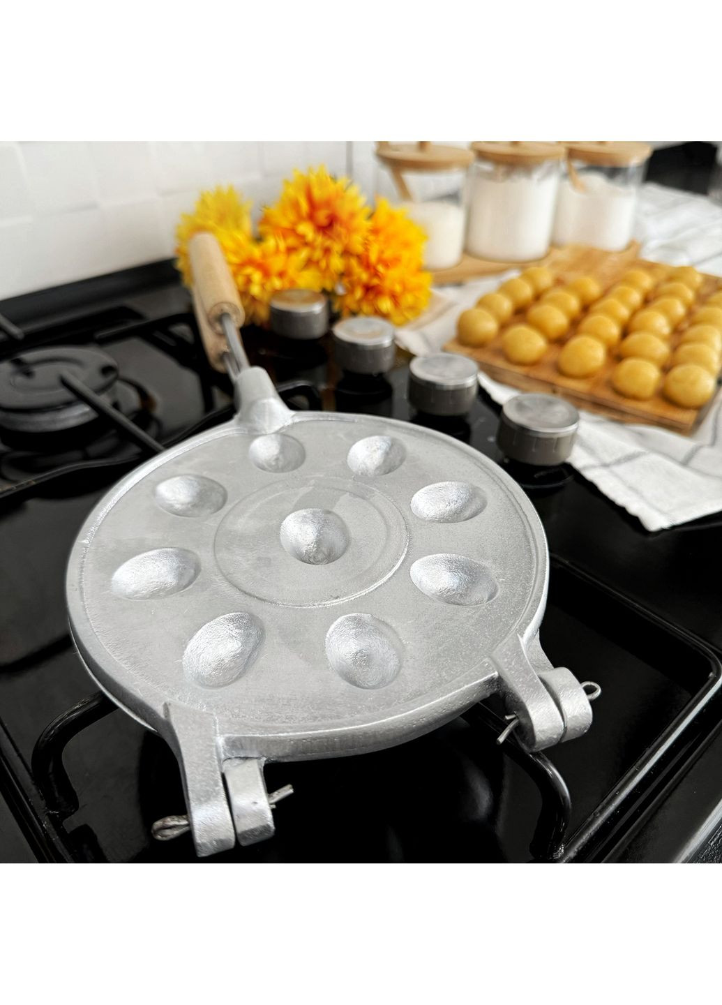 Форма для выпечки крупных орешков с начинкой на плите орешница на 9 половинок крупных орешков Ласунка (301876153)