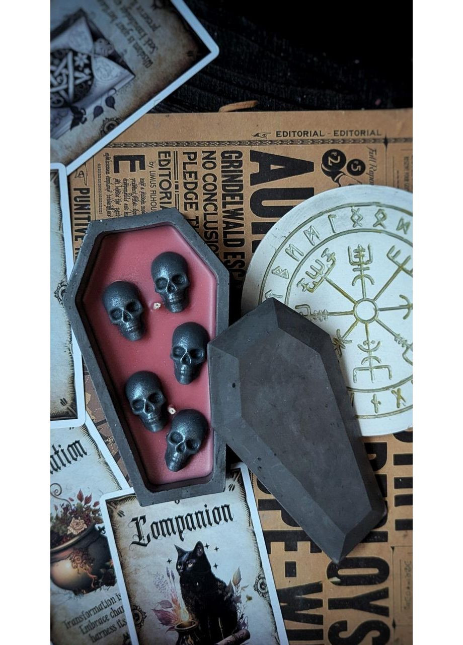 Соевая свеча в гипсовом кашпо Гроб No Brand (352777822)