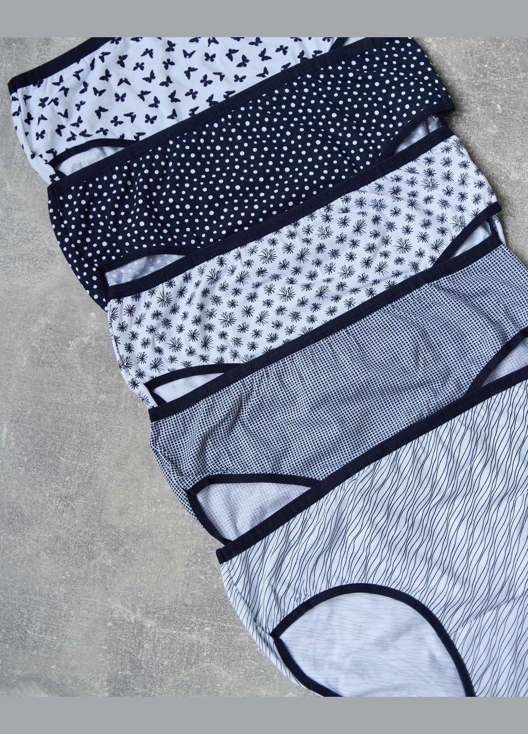 Трусики батал жіночі набором з 5 шт, мікс Nicoletta (304640182)