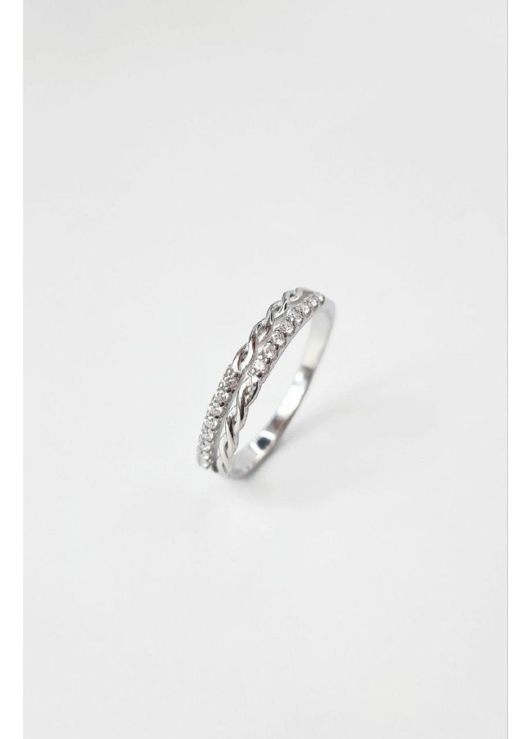 Серебряное кольцо с камнями 19р UMAX (291883930)
