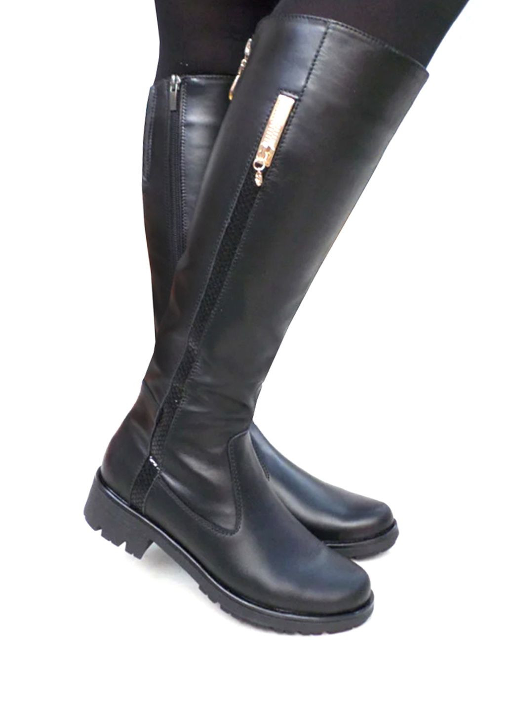 Осенние высокие осенние кожаные сапоги. размер 39. Fashion с аппликацией