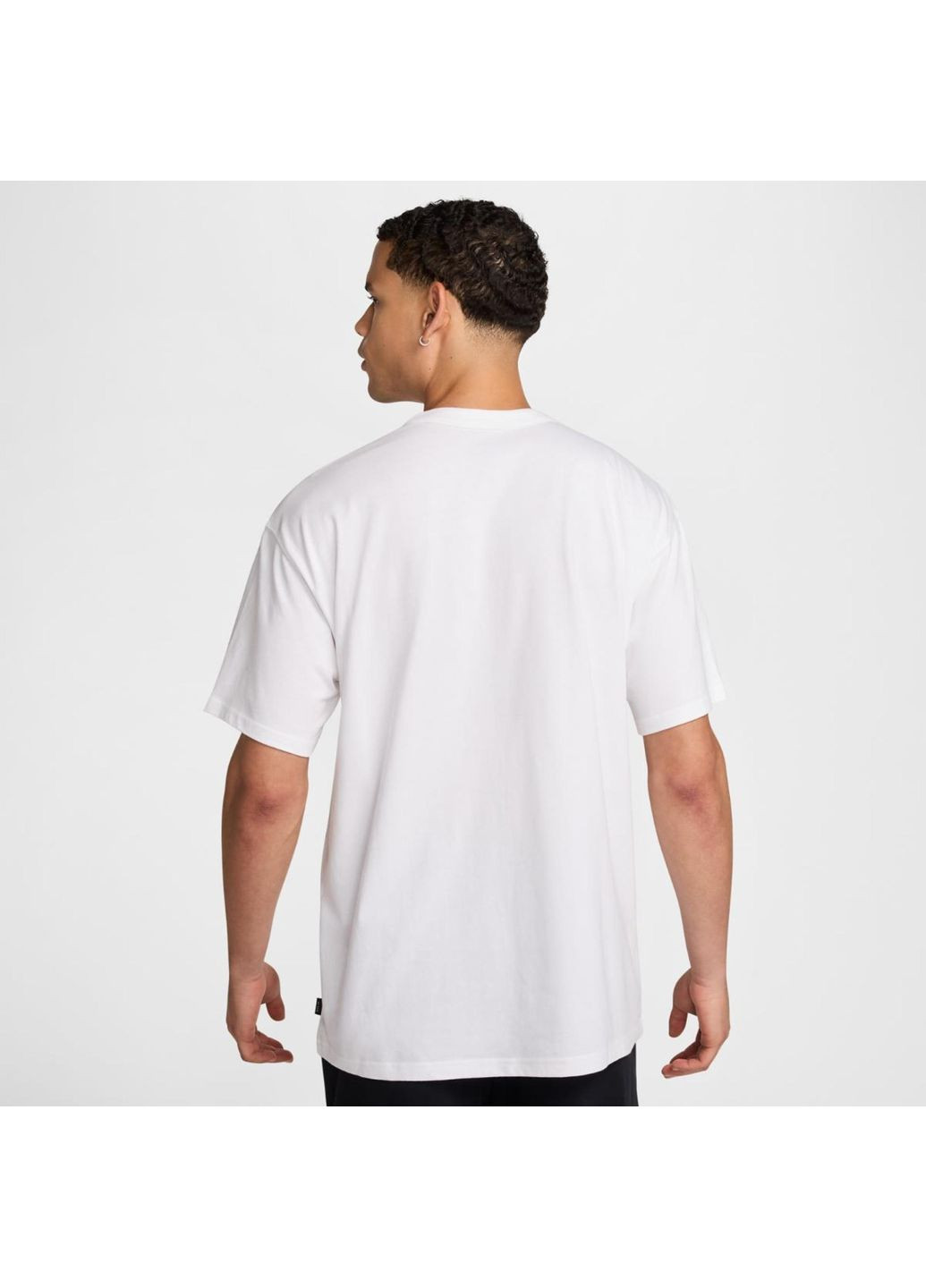 Біла чоловіча u nsw tee m90 snkr patch pkt hj0574-100 з коротким рукавом Nike футболка