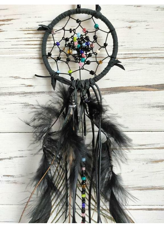 Ловець снів маленький чорний ручної роботи з пером павича No Brand (366871690)