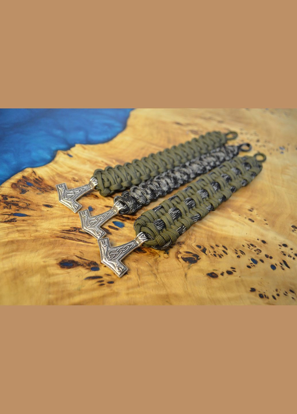 Браслет із Молотом Тора зі Зміями плетіння на вибір із паракорду + брелок у подарунок No Brand (341738759)