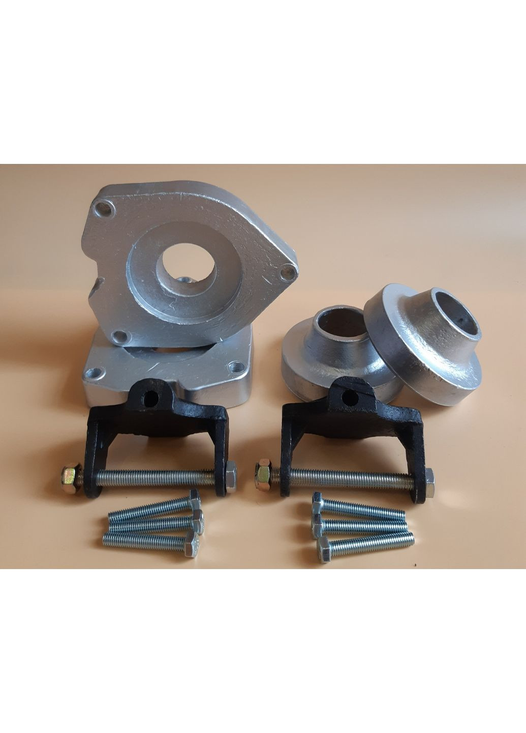 Проставки для Scenic 3 2009-2015 для збільшення кліренсу No Brand (371993442)