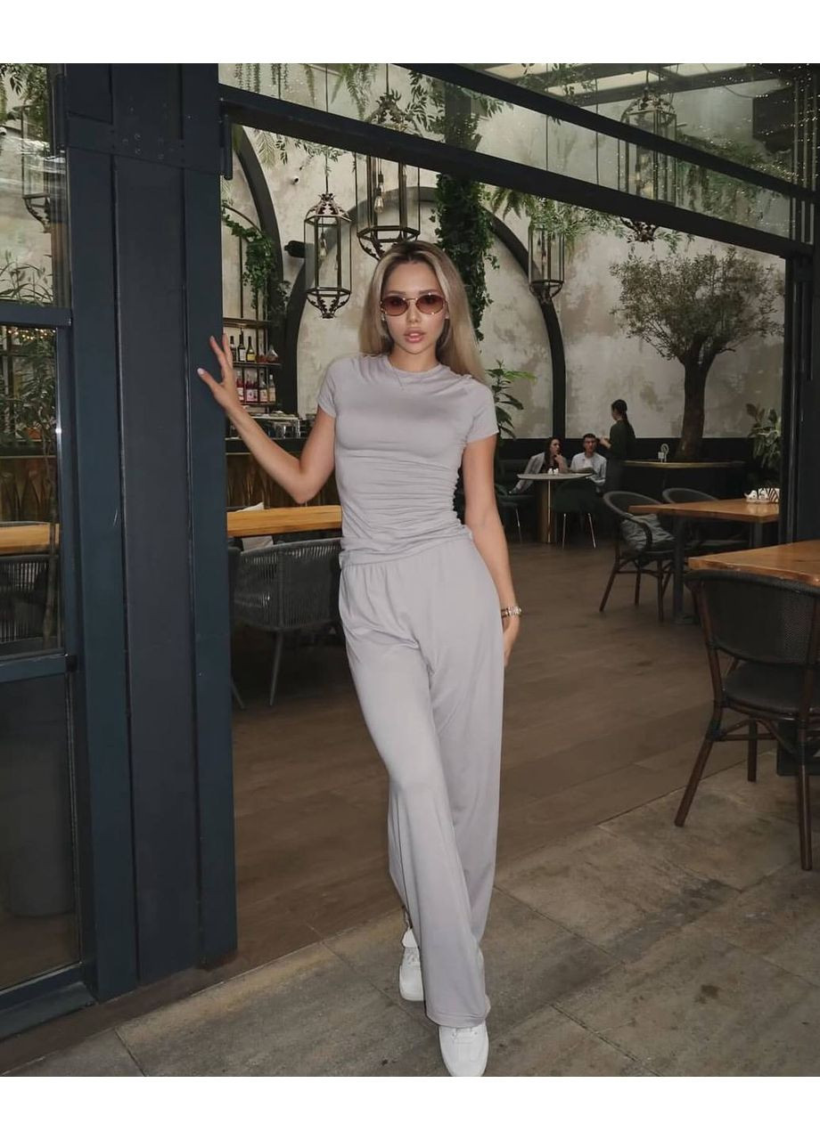 Жіночий стильний базовий комплект для весни та літа Україна (351480324)